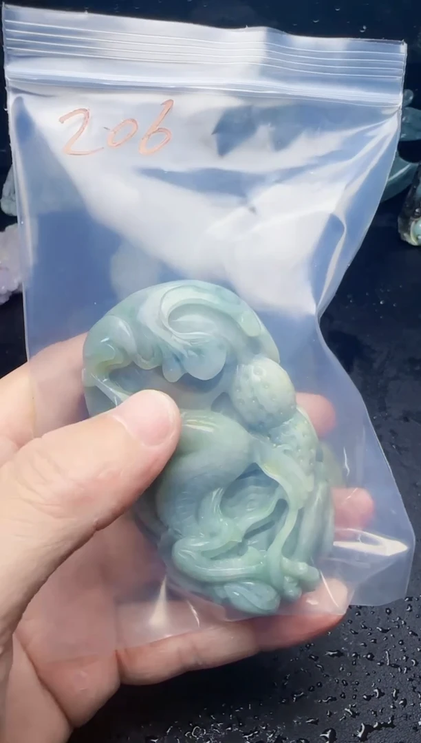 颈饰未镶嵌翡翠塔****V206