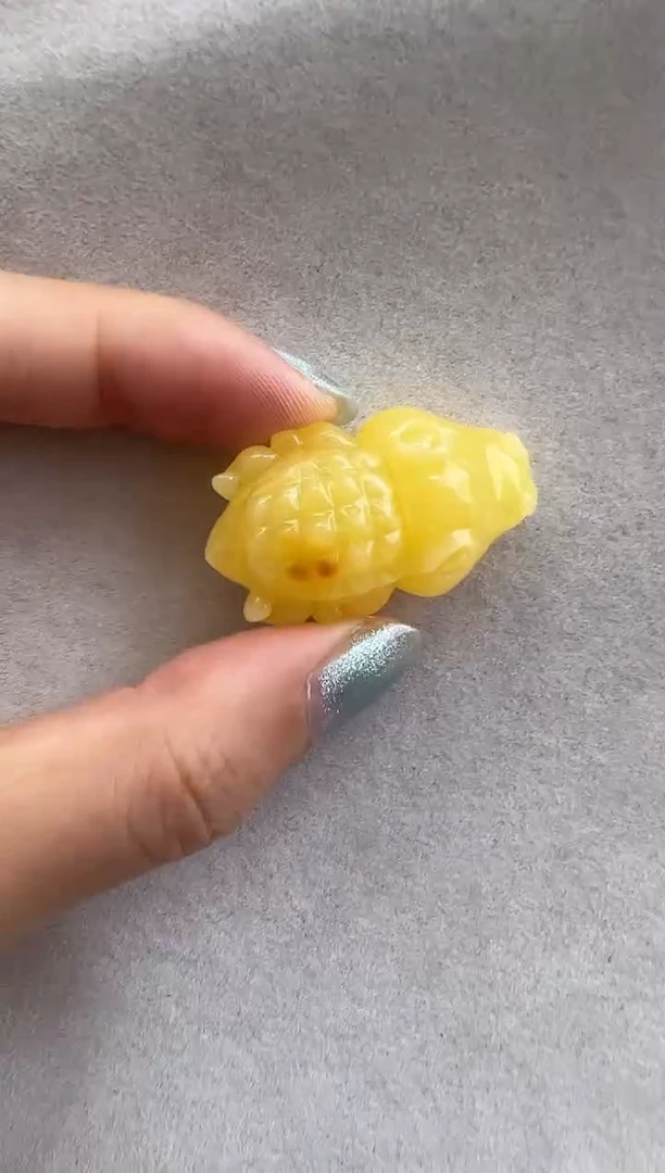 【闪购商品】琥珀裸石未镶嵌10217019-吊坠