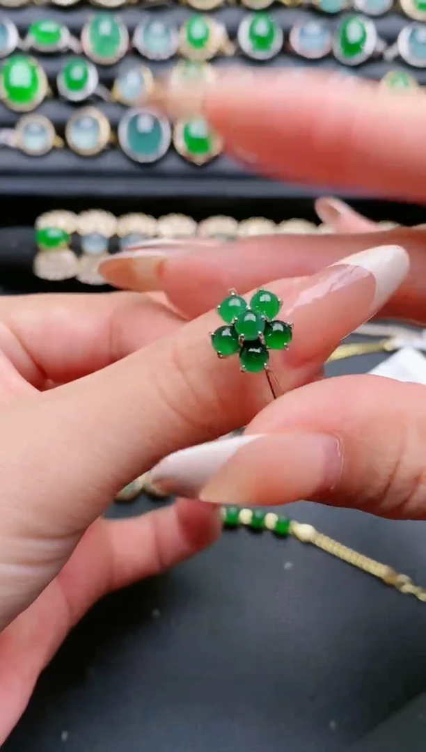 【闪购商品】翡翠戒指银S925镶嵌11111111