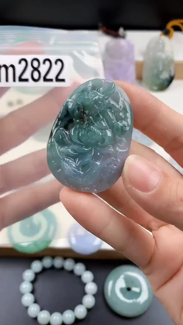 颈饰未镶嵌翡翠天然翡翠吊坠挂件