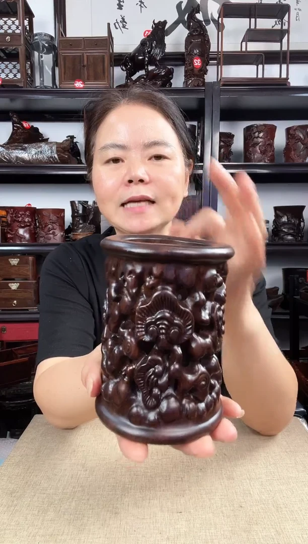 木新款笔筒老李红木工艺品