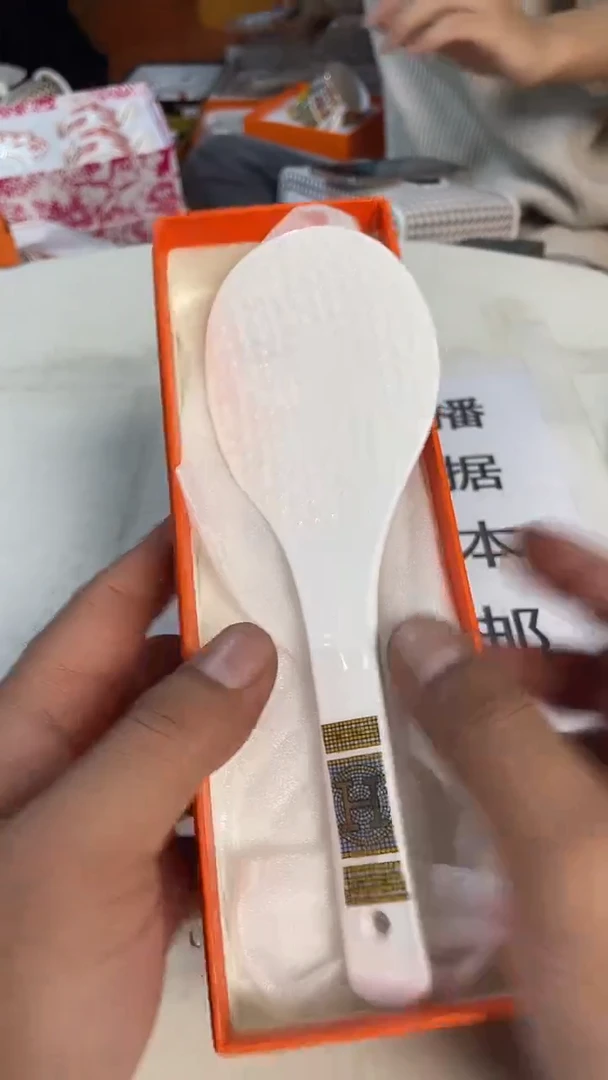 杯鸿辉家品牌瓷器，京东包邮！