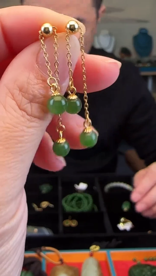 银S925镶嵌和田玉耳饰球形蛋面