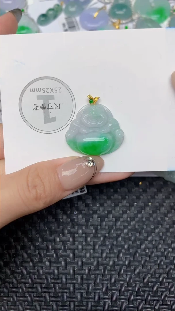 颈饰18K金镶嵌翡翠A货假一赔三支持复检百元以上九元证书费自理