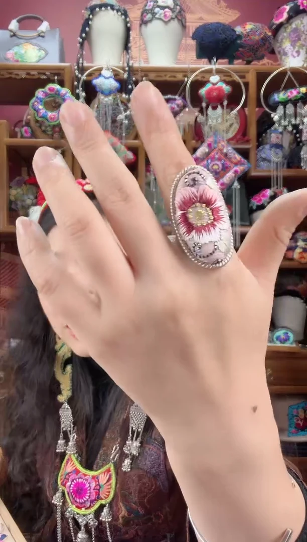 刺绣戒指137甜甜家