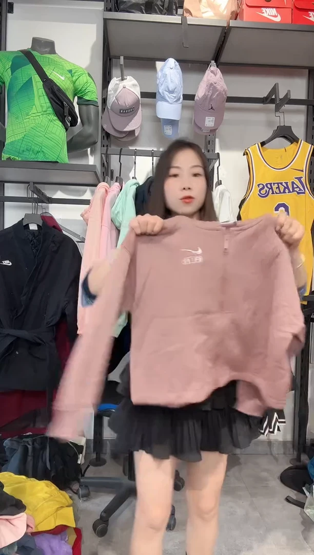1604    编码 瑕疵款直播间过款为准 尺码M