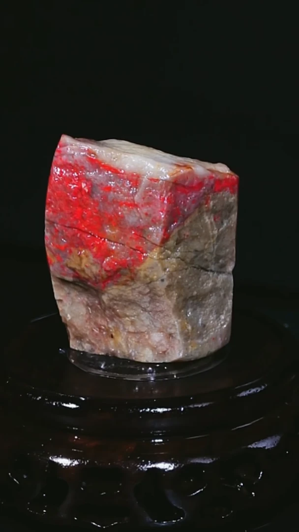 昌化石昌化鸡血石