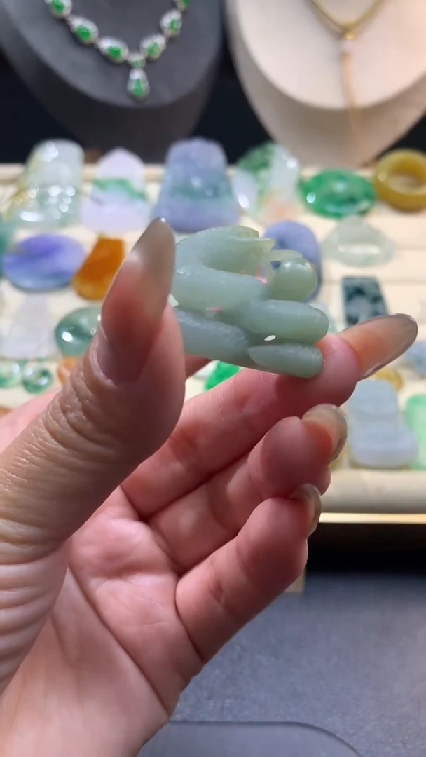 【闪购商品】定制翡翠未镶嵌翡翠