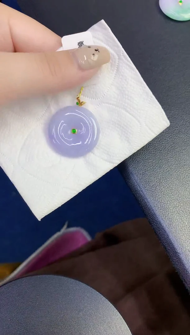 颈饰18K金镶嵌翡翠缅甸天然翡翠A货