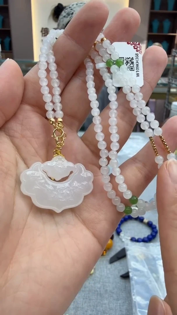 颈饰未镶嵌和田玉230秒拍号 假一罚三