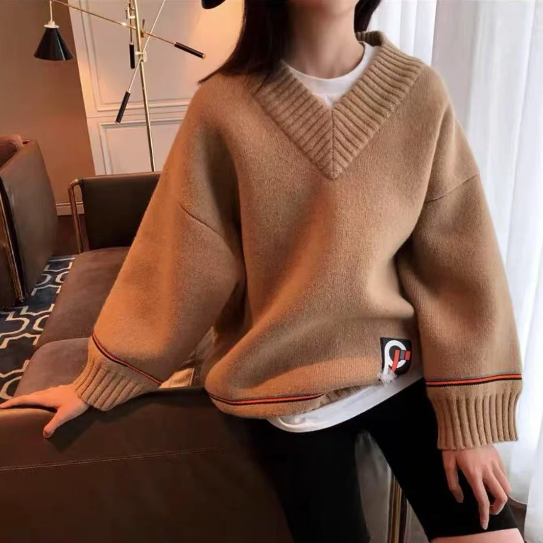 未使用 Prada/普拉达 驼色硬胶Logo毛衣