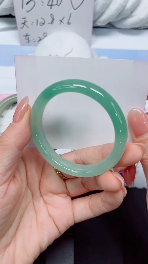 未镶嵌手镯石英质玉287-53