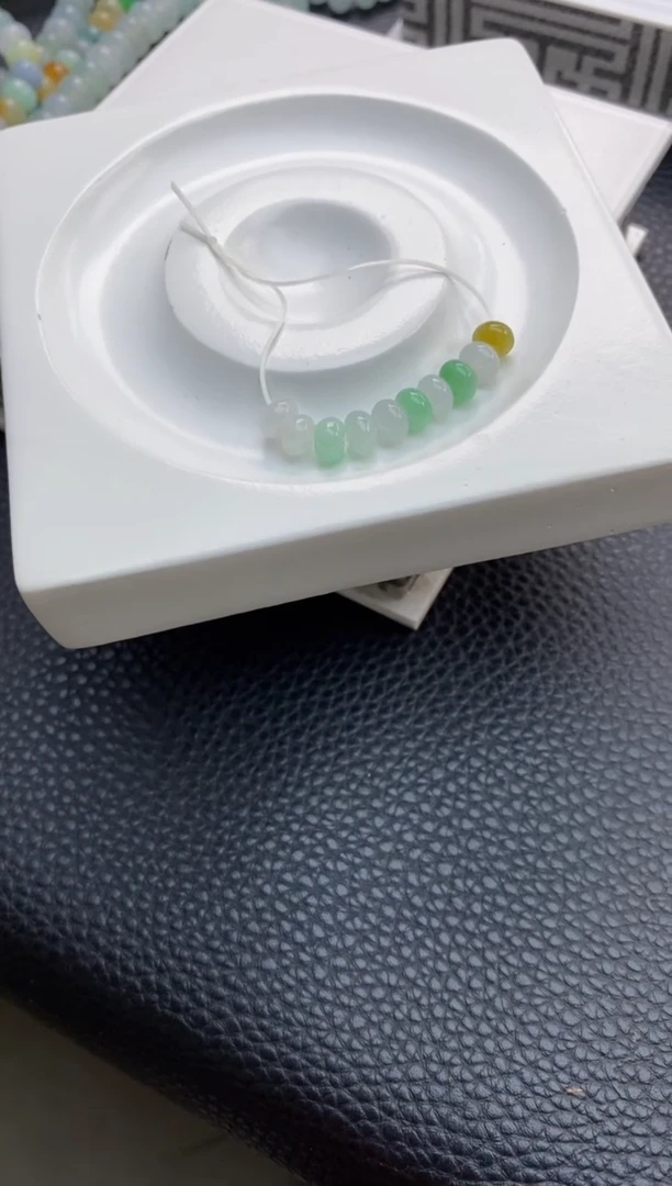 翡翠散珠4天然A货翡翠散珠
