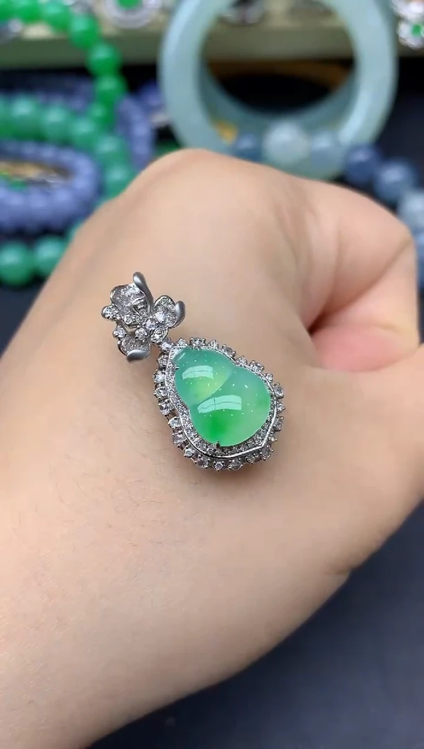 颈饰18K金镶嵌翡翠294-雪姐翡翠天天见