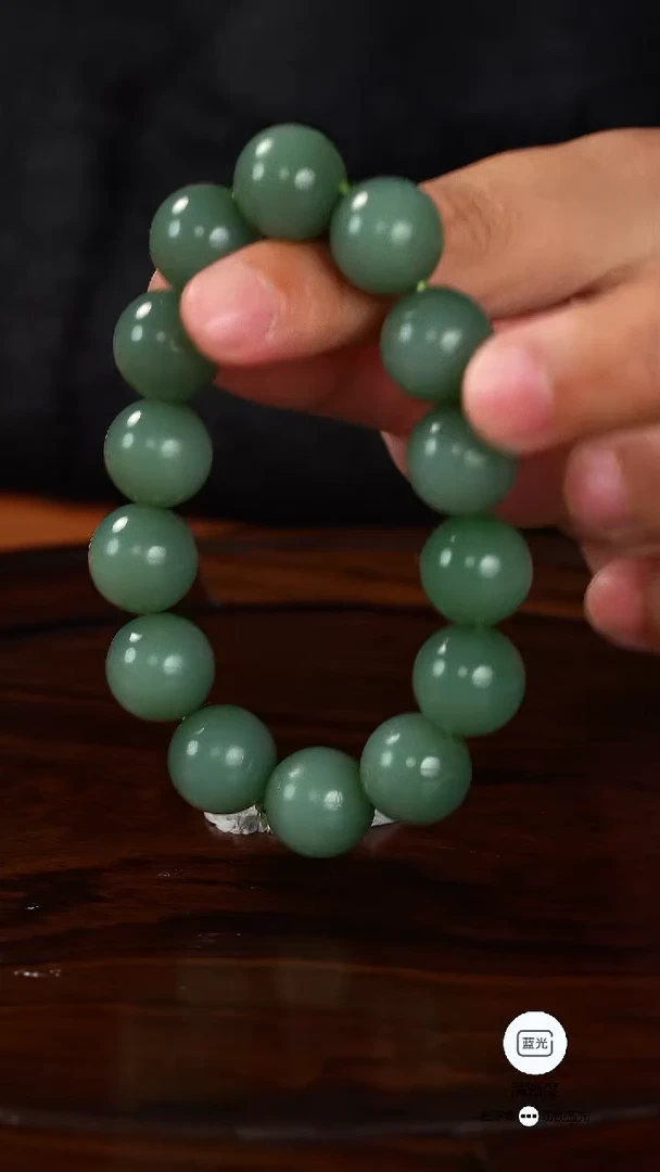 未镶嵌和田玉把件老*人手串