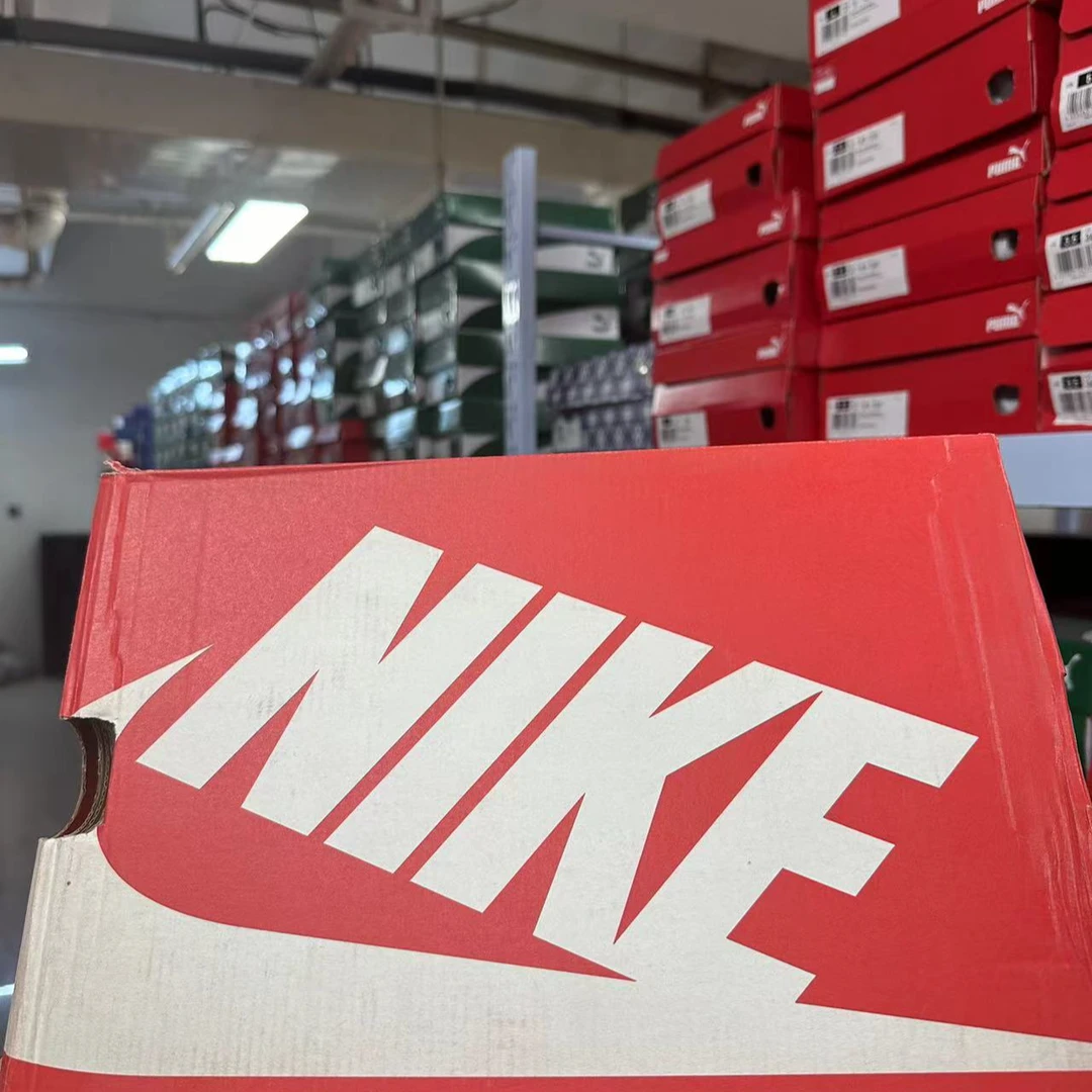 耐克鞋 扣号 默认微瑕 不退换  AO0354-101