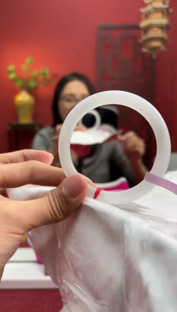 未镶嵌手镯（圆镯）翡翠翡翠手镯6