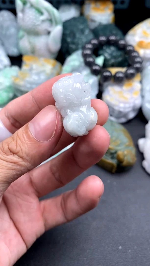 吊坠(不含链)未镶嵌翡翠1
