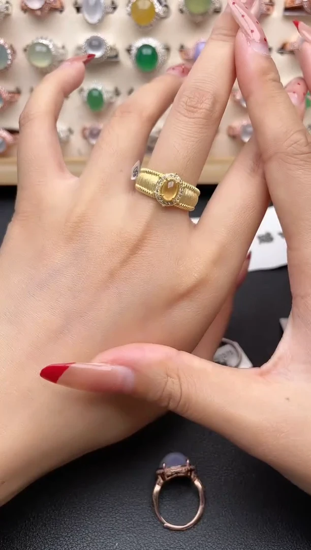 【闪购商品】翡翠戒指银S925镶嵌一物一证一礼盒