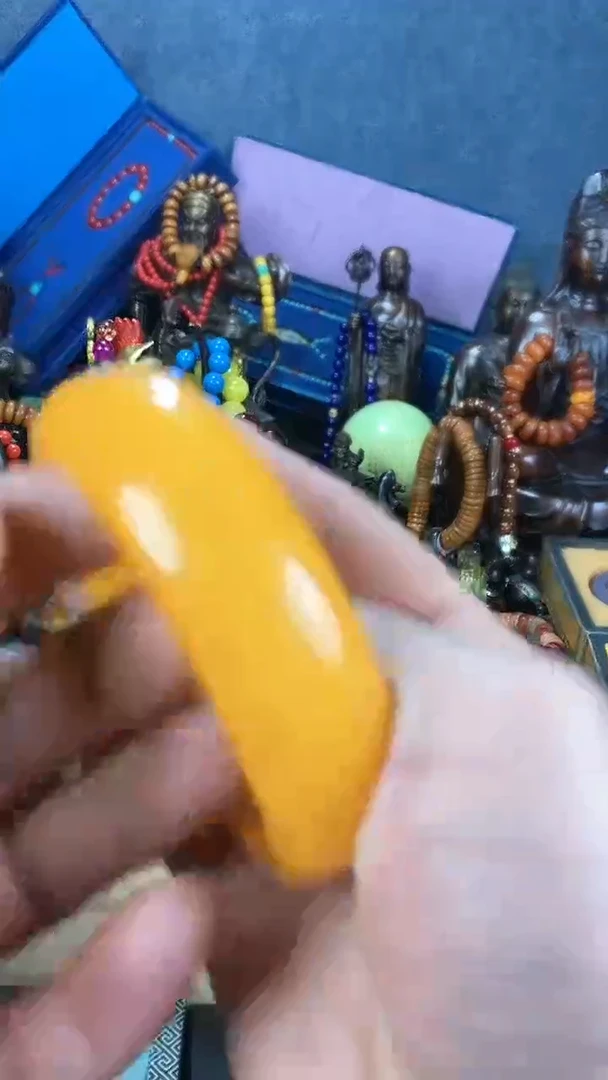 【闪购商品】琥珀手镯未镶嵌猪妹精品链接精品