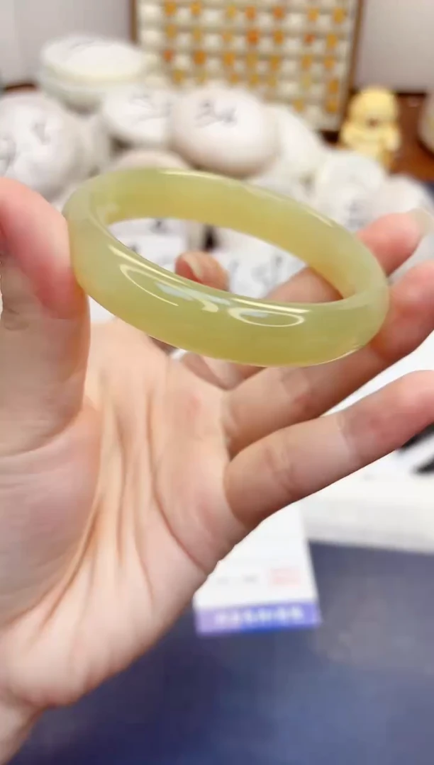 石英质玉手镯未镶嵌338-晴水-圈口58