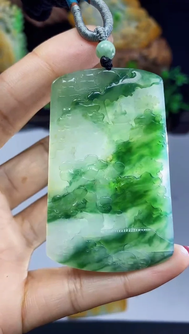 【闪购商品】翡翠颈饰未镶嵌翡翠A货