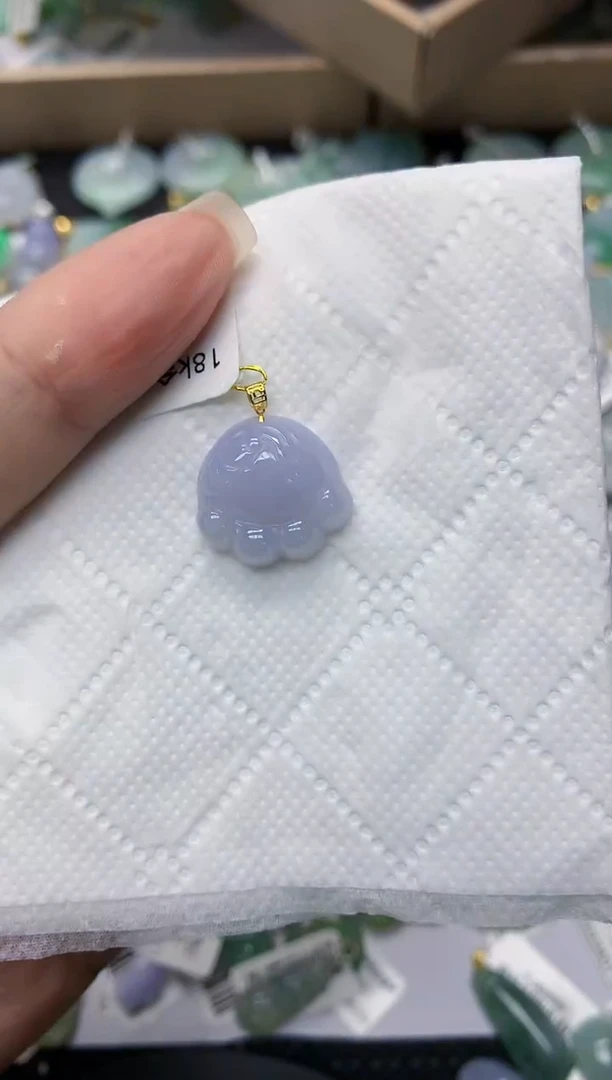 颈饰18K金镶嵌翡翠1111111111