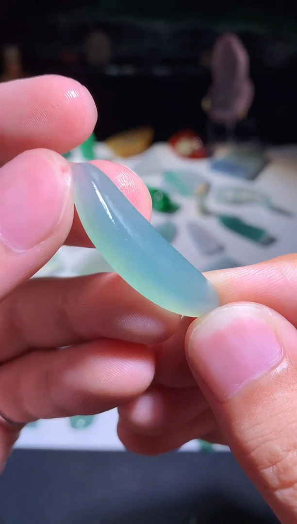 未镶嵌定制翡翠手牌包工