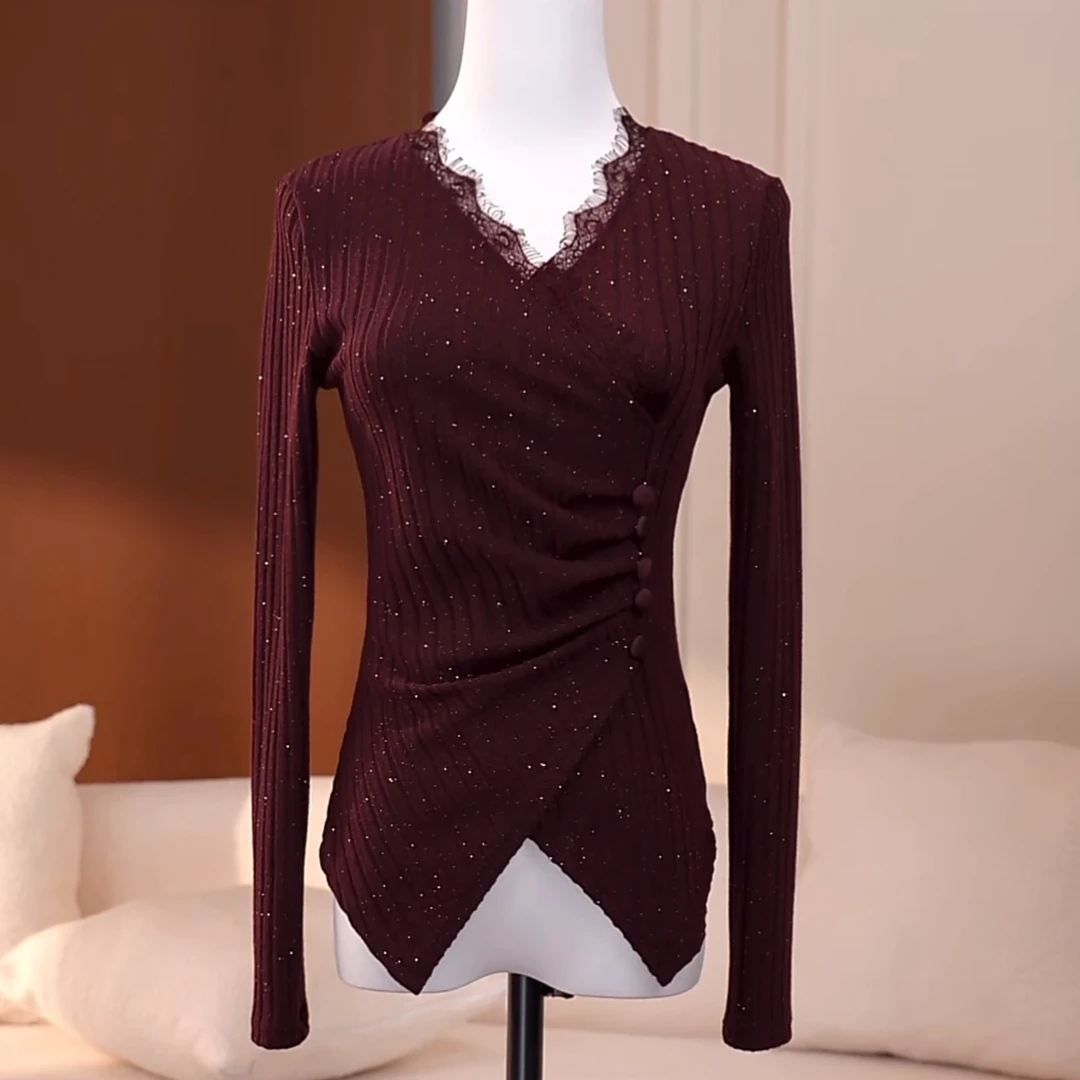 2025秋冬新款法式温柔风蕾丝拼木耳边百搭长袖修身显瘦绒衫-A686