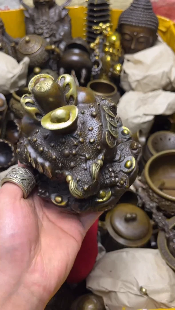 精美铜器，点击下单