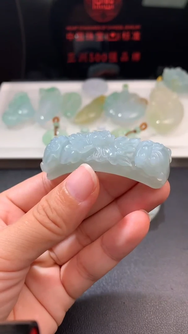 未镶嵌定制翡翠