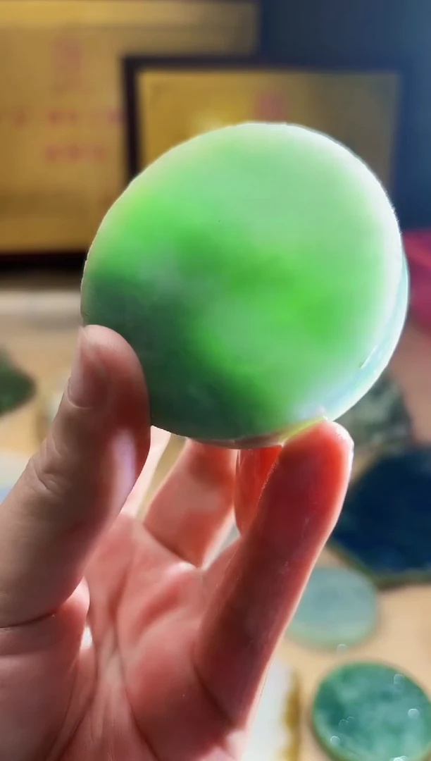 翡翠挂件未镶嵌A货张麦8657