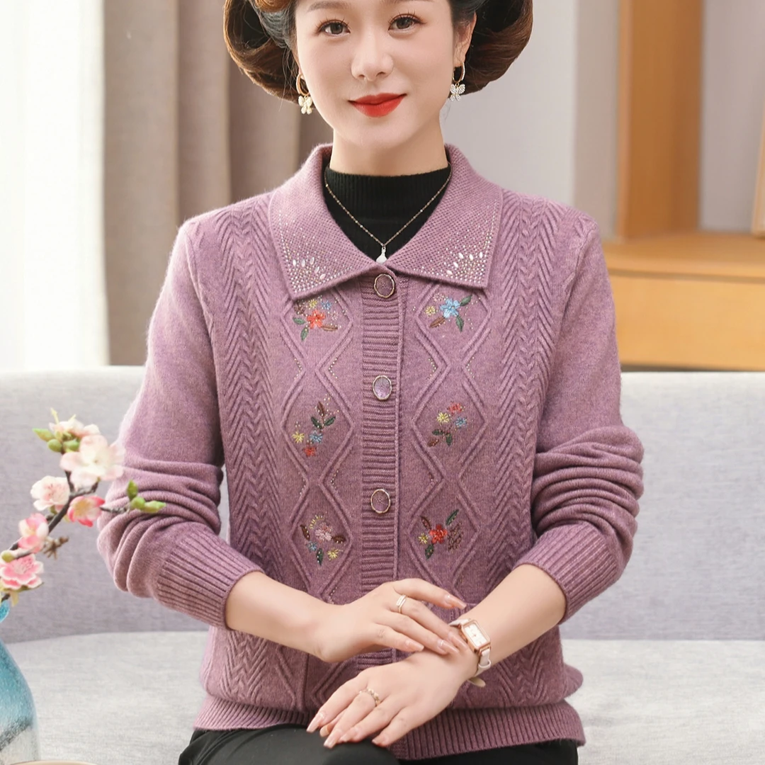 洋气妈妈春装针织开衫2025新款上衣中老年人女翻领外套宽松毛衣褂