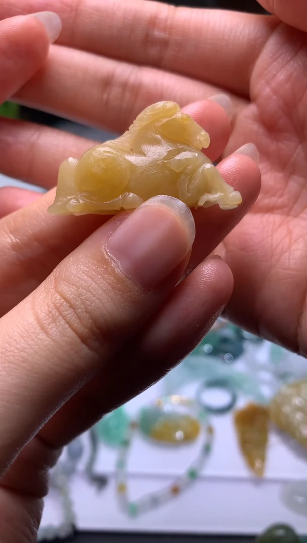未镶嵌定制翡翠毛货
