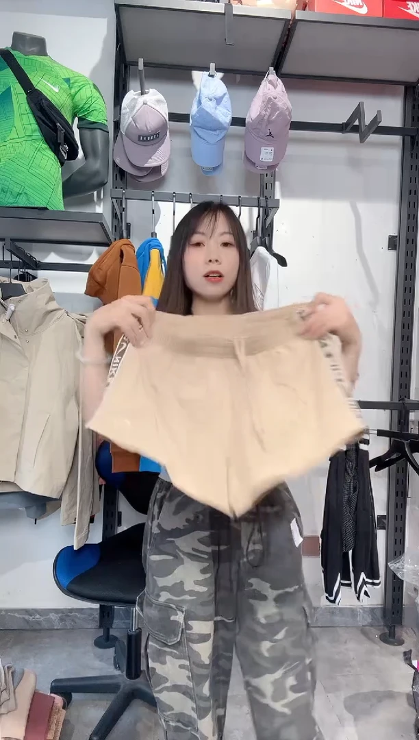 1330 编码 瑕疵款直播间过款为准 尺码