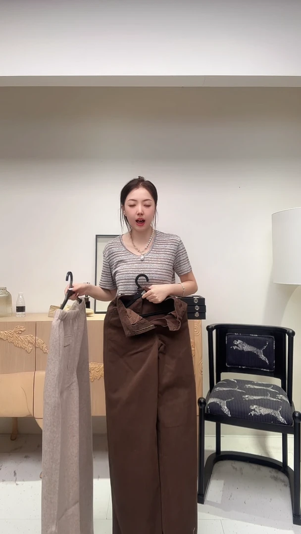 咖色高腰直筒牛仔