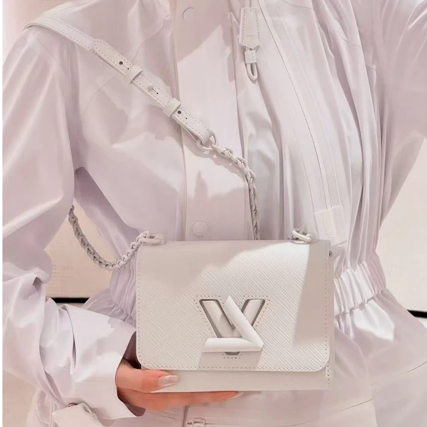 95新 LouisVuitton/路易威登 茉上/小号白色扭扭twist 链条包