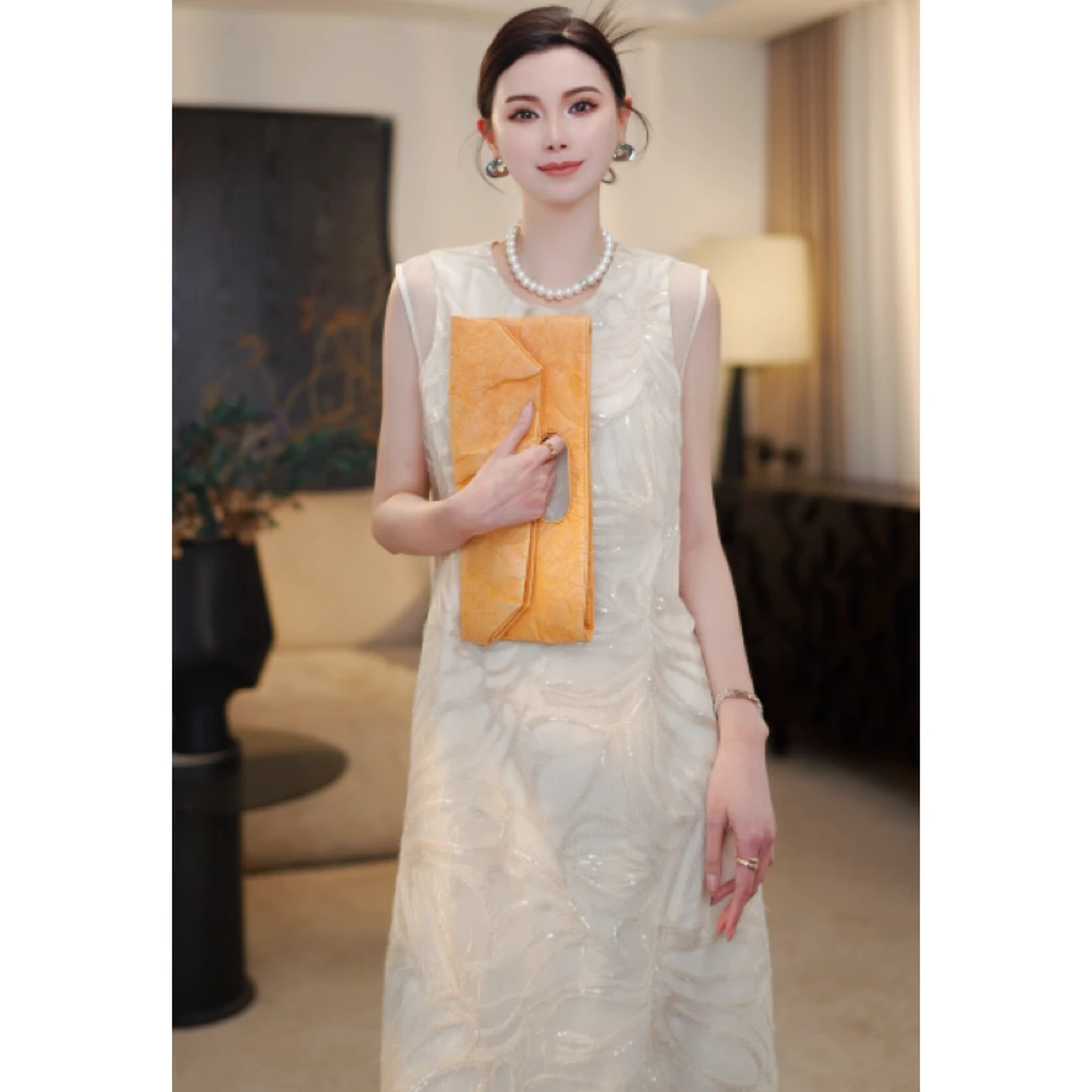 红人街头欧若风穿搭刺绣亮片盘花绣拼接流苏无袖背心连衣裙yn366