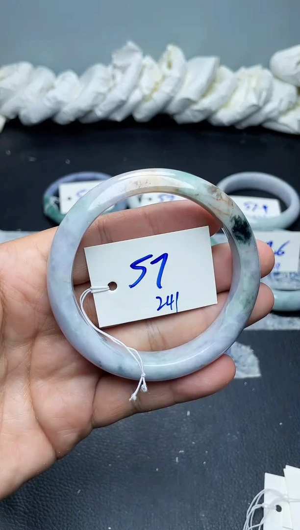 未镶嵌手镯翡翠241