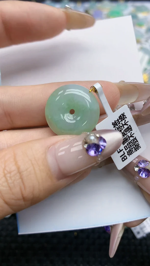 翡翠挂件18K金镶嵌20    天然翡翠A货