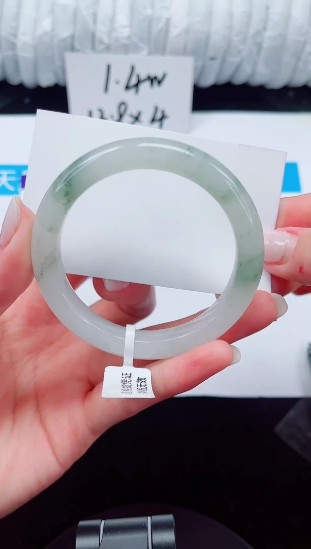 未镶嵌手镯石英质玉152-54/55