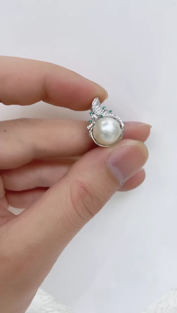 【闪购商品】海水珍珠吊坠(不含链)银S925镶嵌海水珍珠吊坠