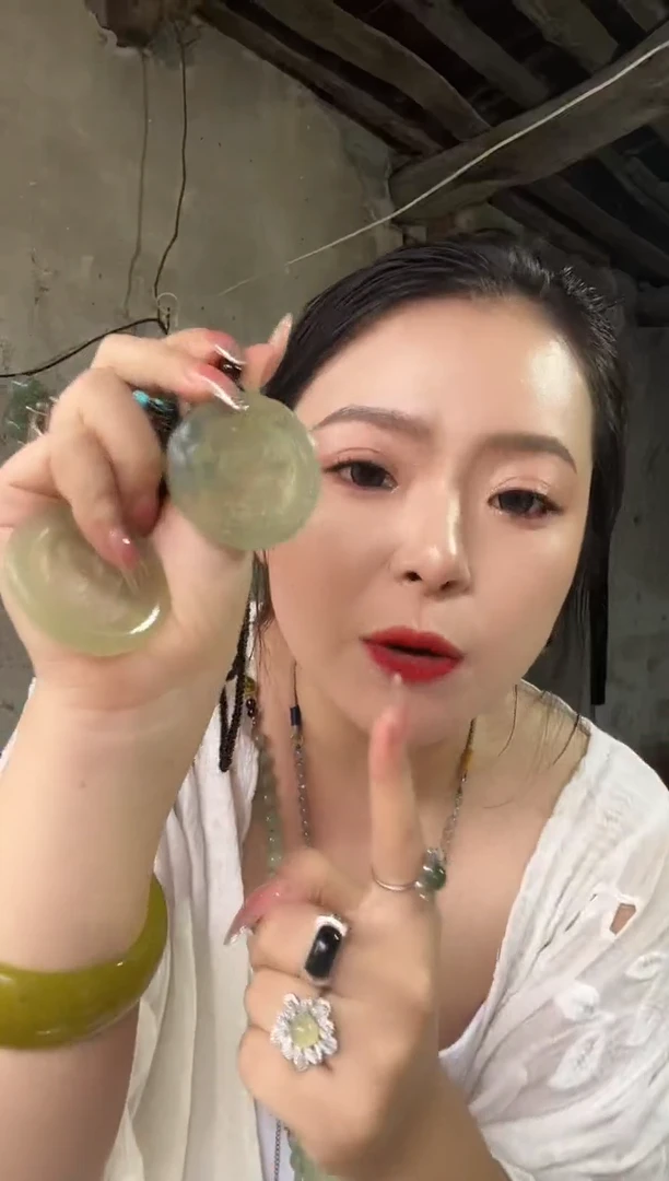 未镶嵌蛇纹石玉吊坠多样性随机发一