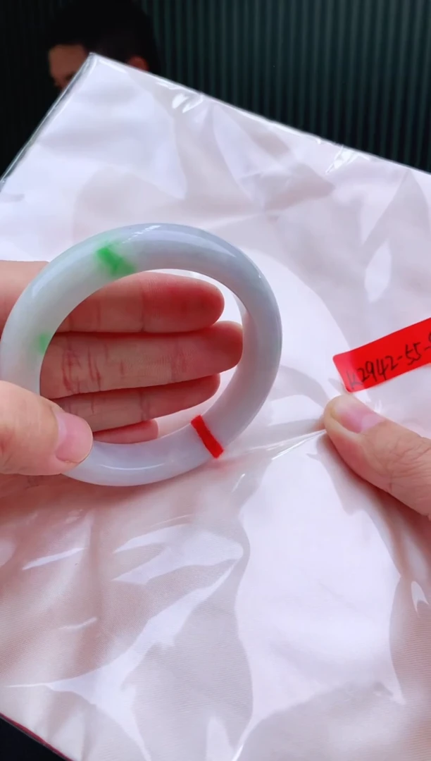 未镶嵌手镯翡翠54