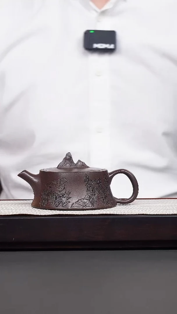 茶壶紫砂紫泥刻绘观山