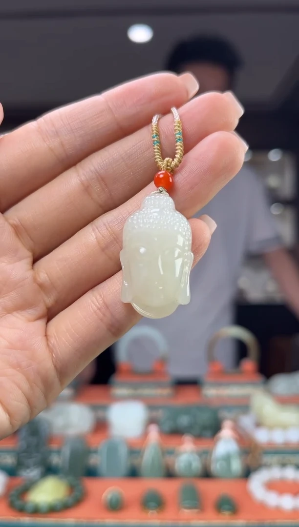 和田玉未镶嵌颈饰佩佩