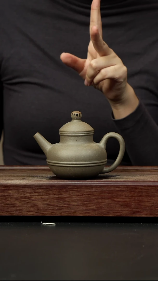 紫砂茶壶百年岩中泥 青色玉带