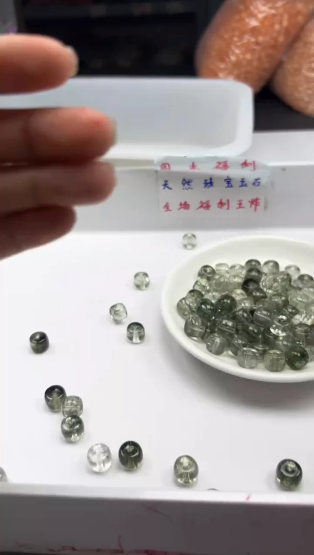 未镶嵌颈饰水晶w2942绿幽灵烤色10*8mm*10颗
