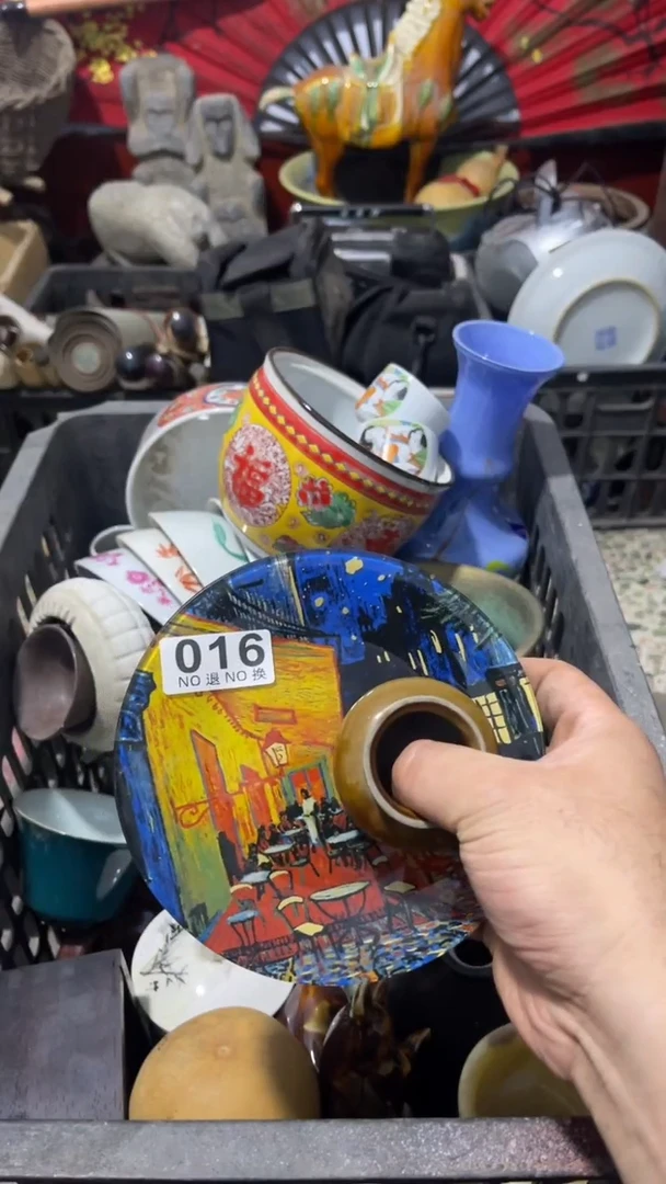 经**友 威朗诗旧货铺016