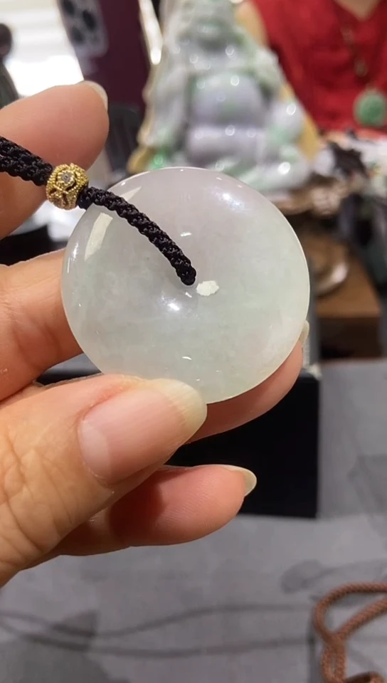 翡翠未镶嵌颈饰D**段吊坠